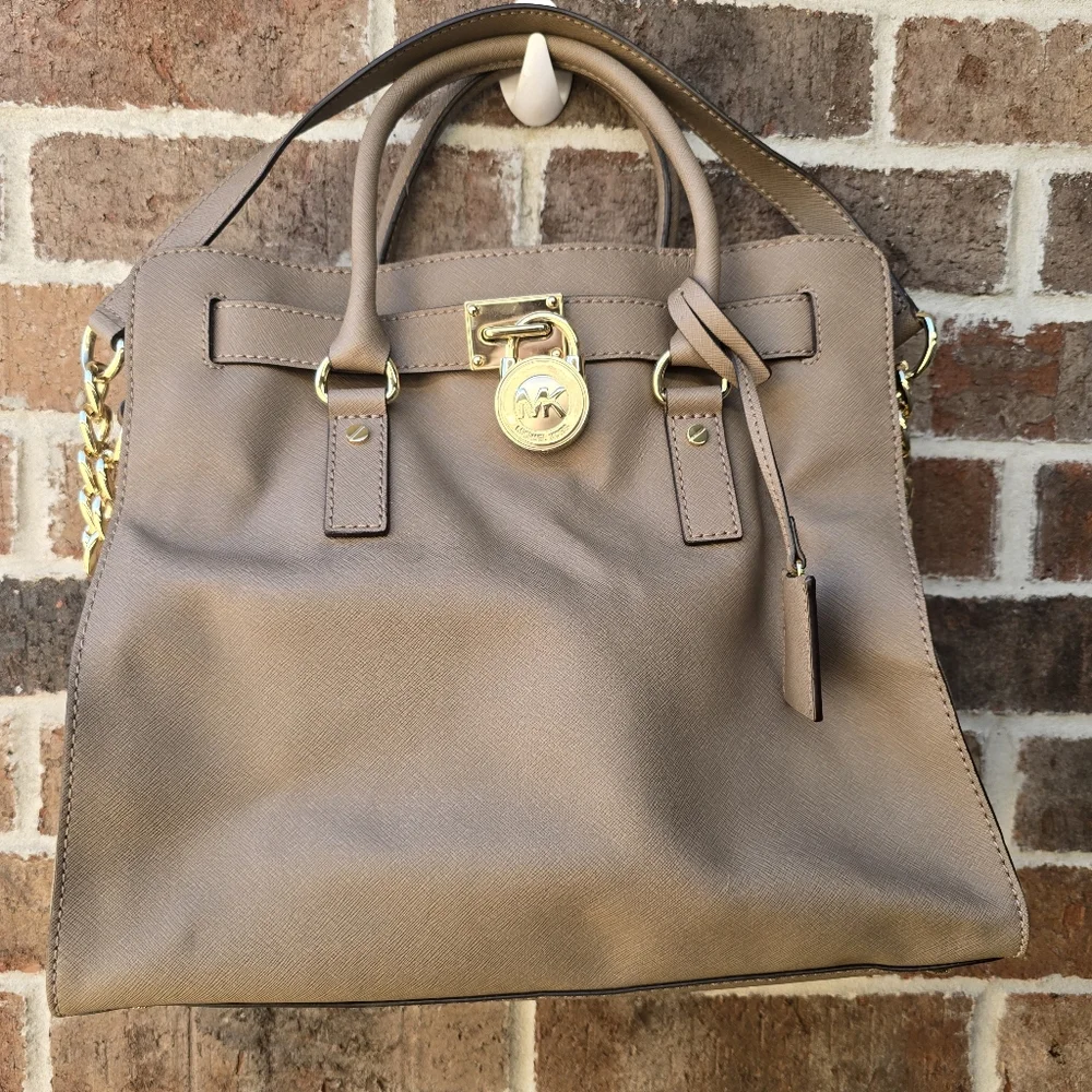 Michael Kors Hamilton Large Saffiano Leather Satchel Tote Lock Charm Taupe Beige